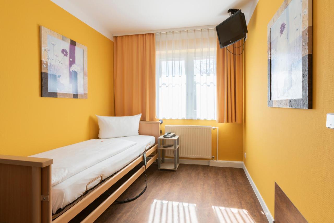 Hotel Mit-Mensch Berlin Luaran gambar