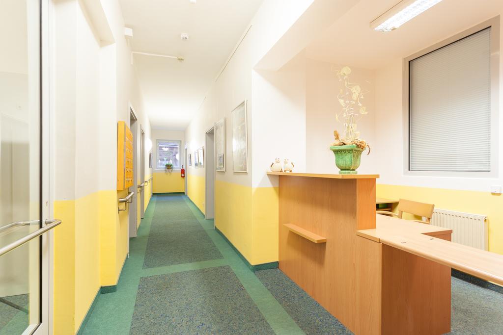 Hotel Mit-Mensch Berlin Luaran gambar